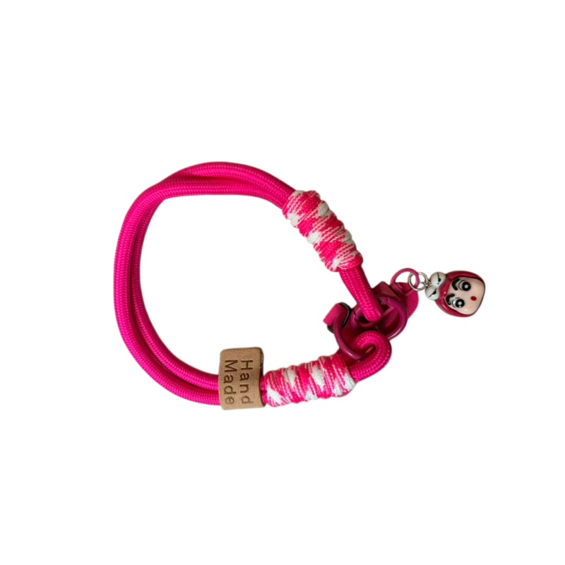 دمية شين-تشان شيرو التمساح الم - مراجعة Camera Wrist Strap وسعره