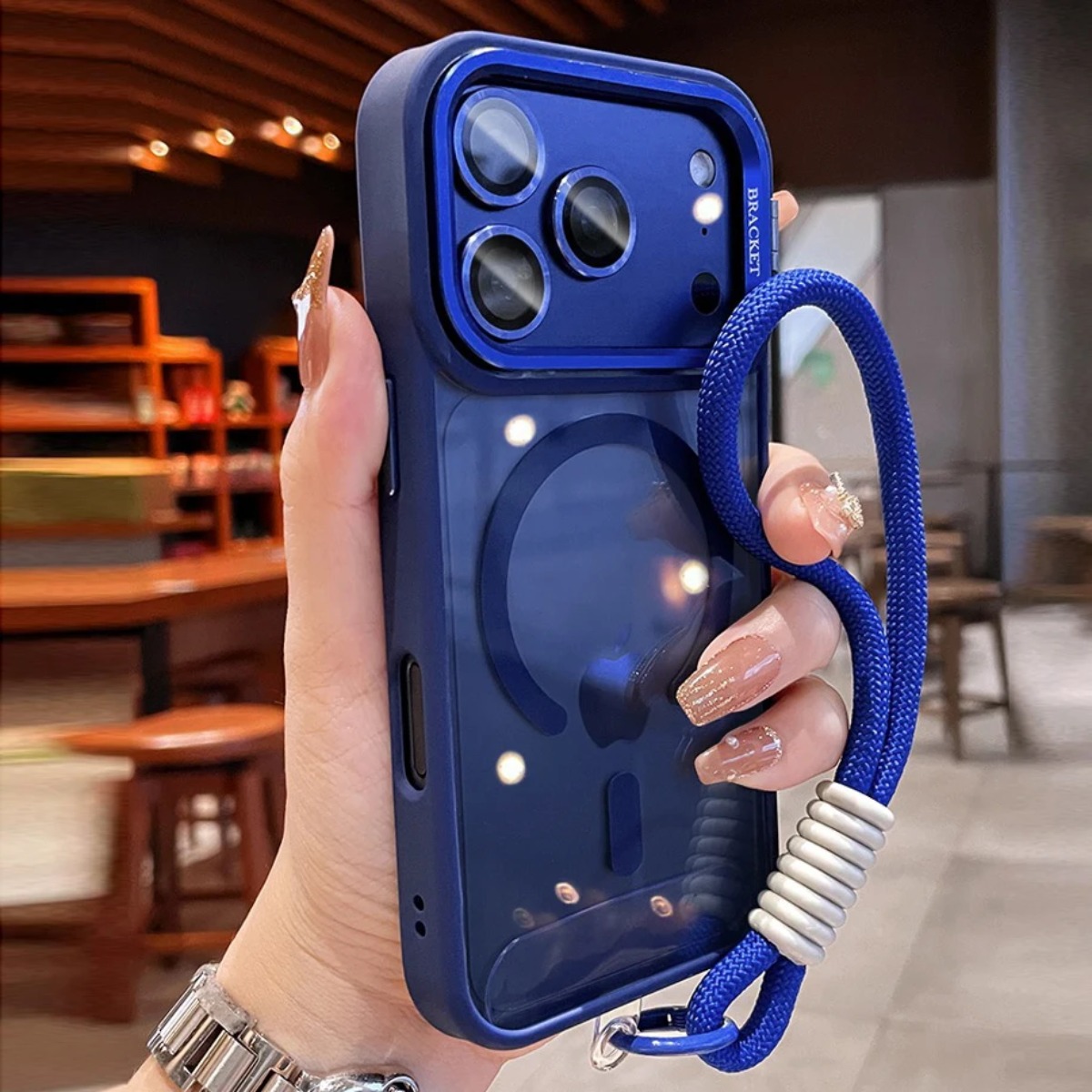 حامل عدسة الكاميرا لحافظة هاتف - مراجعة Camera Wrist Strap وسعره